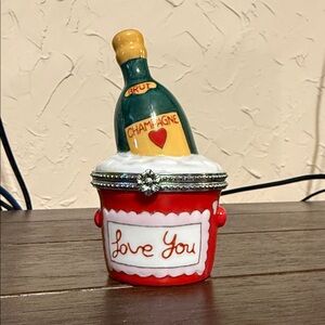 Porcelain Hinged Trinket Box Champagne in Ice Buckets! Valentines Day Hearts